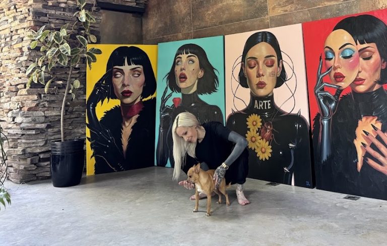 Julia Leo – House of mona